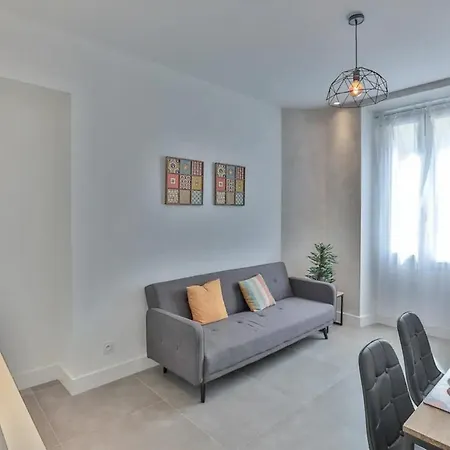 Apartment Superbe F1 Au Coeur Du Carre D'or Terrasse/clim *